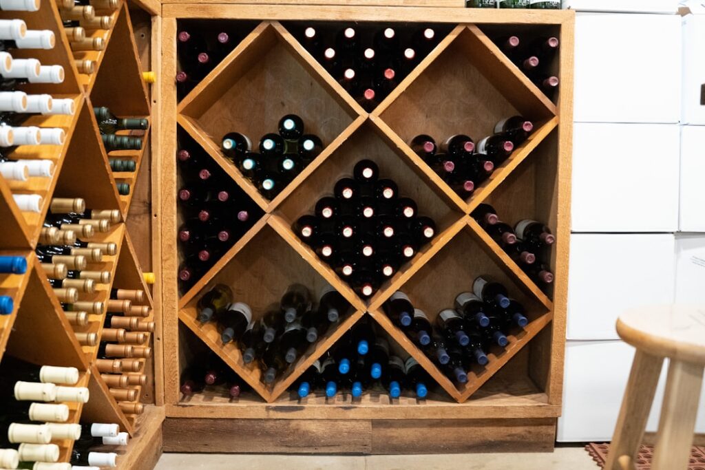 Photo Wine barrel shelves